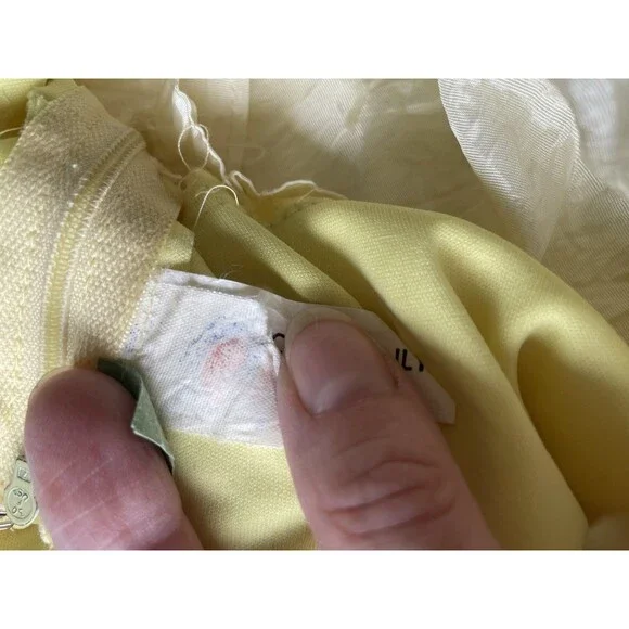 70s VTG Chiffon Babydoll Angel Cape Maxi Dress Accordion Pleated Yellow Gown 10 - Picture 12 of 14